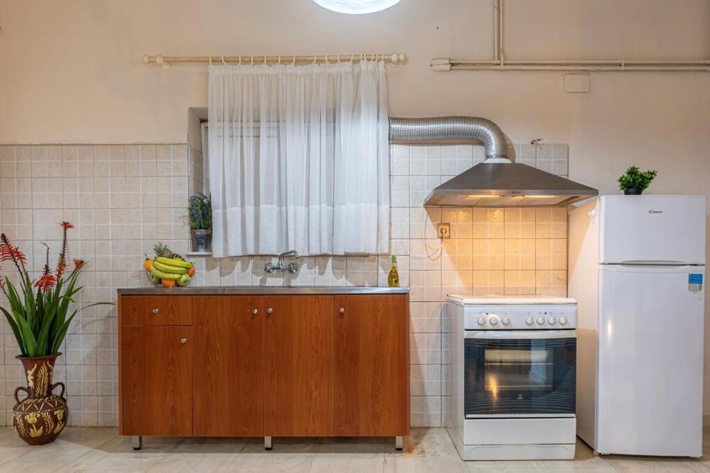 Makarounis Thea Hotel Petalidi Ngoại thất bức ảnh
